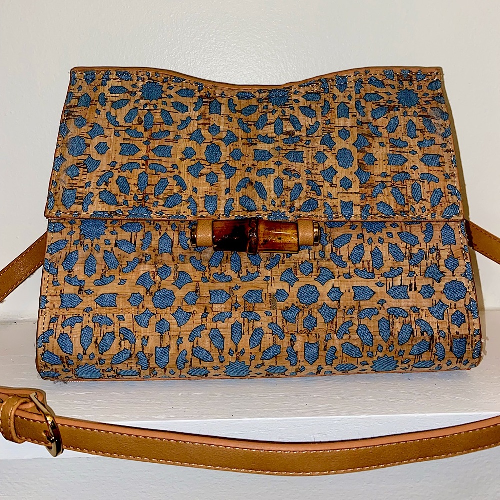 BRAND NEW denim and cork overlay detailed handbag with long faux leather strap